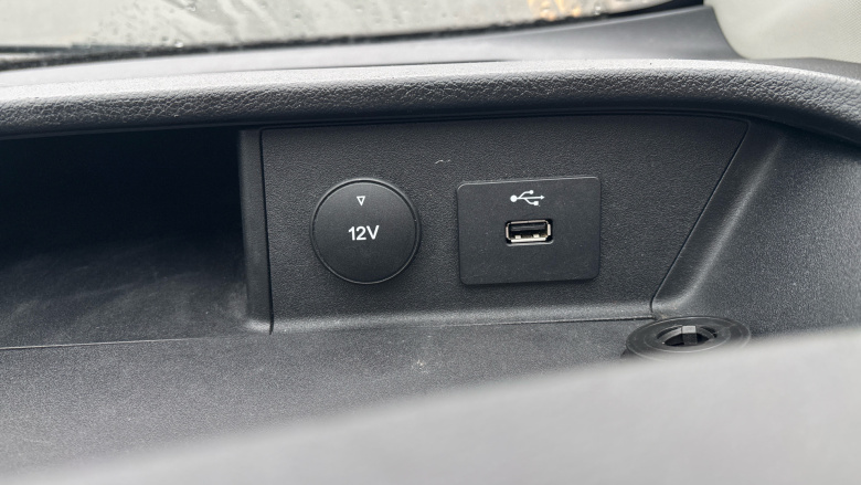 Ford Transit Custom 300 L1 Diesel Fwd 2.0 EcoBlue 105ps Low Roof D/Cab Leader Van